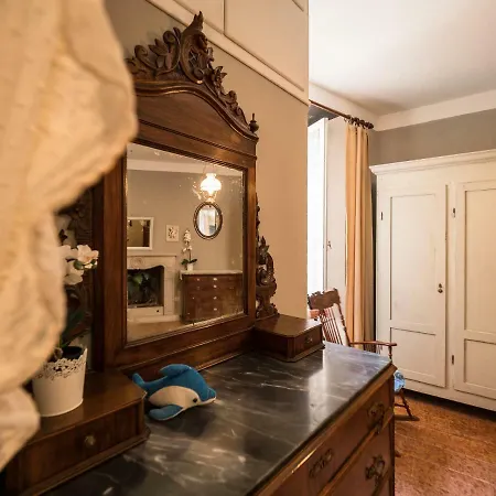 La Casa Di Eio Traditional