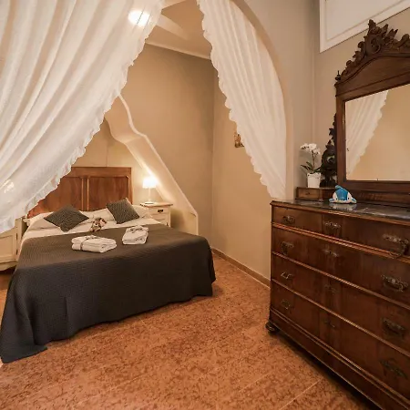 La Casa Di Eio Traditional Apartamento